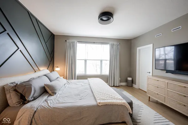 $569,500 | 411 Jersey Street, Westfield, IN 46074