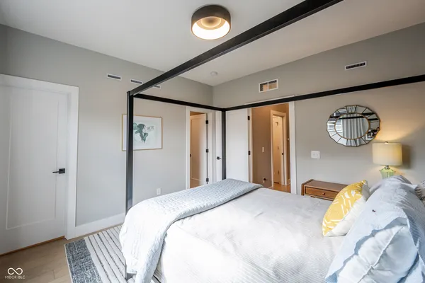 $569,500 | 411 Jersey Street, Westfield, IN 46074