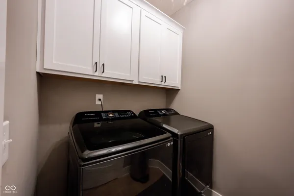 $569,500 | 411 Jersey Street, Westfield, IN 46074