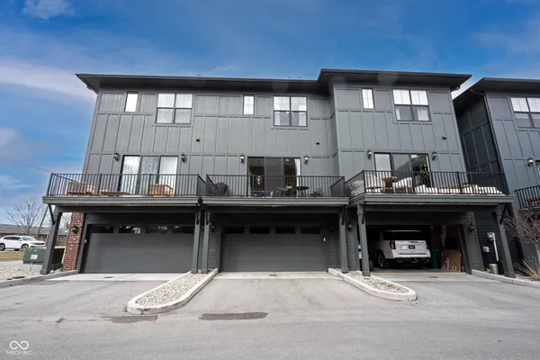 $569,500 | 411 Jersey Street, Westfield, IN 46074