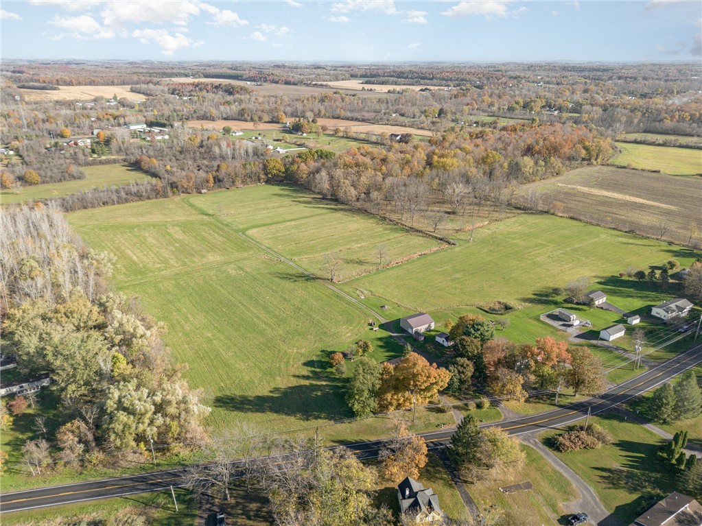 3952 Dewey Road Manchester, NY 14548 - Photo 5 of 18
