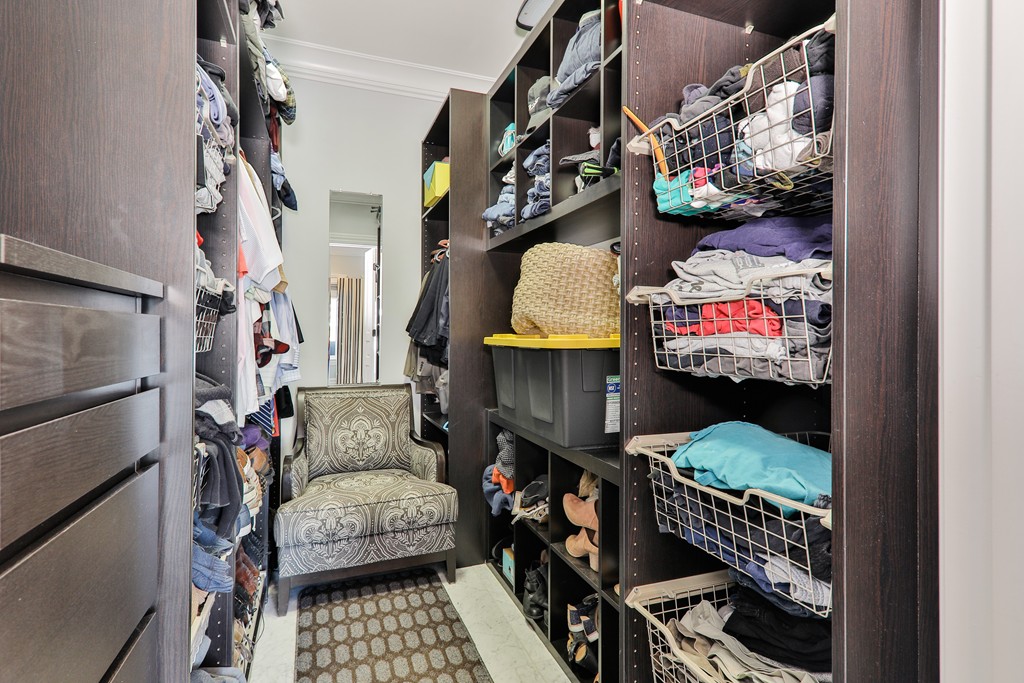 161 Tudor Street, Unit 4 Boston, MA 02127 - Photo 15 of 28 a view of living room with furniture and a rug