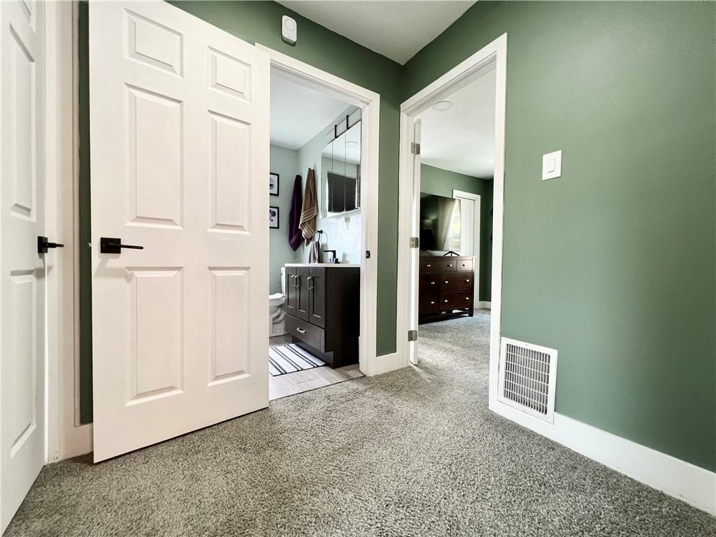 1037 Bay Ridge Avenue Pittsburgh, PA 15226 - Photo 14 of 34 an empty room with closet