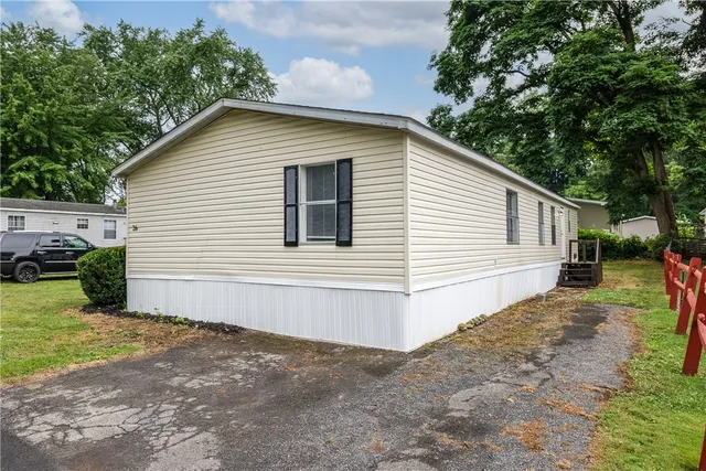 $69,900 | 26 Fondiller Drive, Rochester, NY 14625