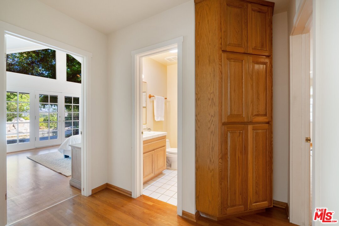 3710 Eureka Drive Studio City, CA 91604 - Photo 36 of 51