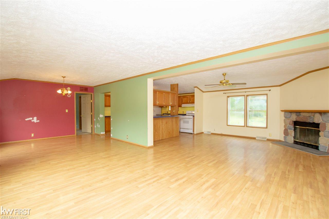 9416 East Richfield Road Davison, MI 48423 - Photo 5 of 25 Gallery Image 5