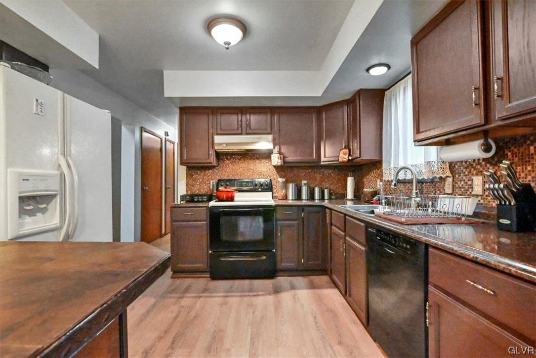 3237 Windermere Drive Bushkill, PA 18324 - Photo 8 of 50