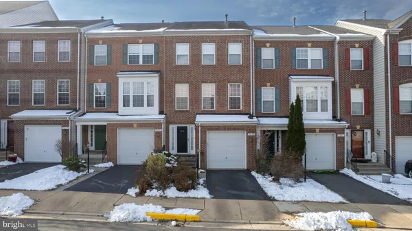 $3,300 | 11443 Fogarty Court, Fairfax, VA 22030