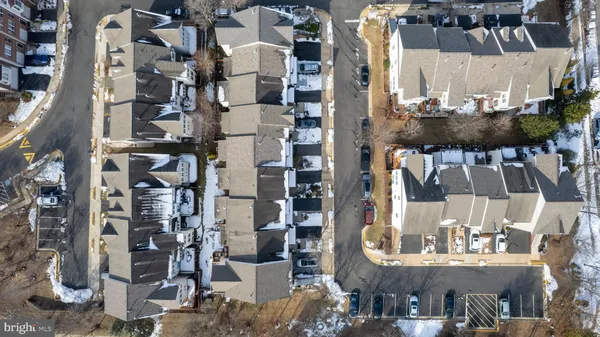 $3,300 | 11443 Fogarty Court, Fairfax, VA 22030