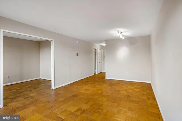 $225,000 | 2939 Van Ness Street Northwest, Unit 1144, Washington, DC 20008