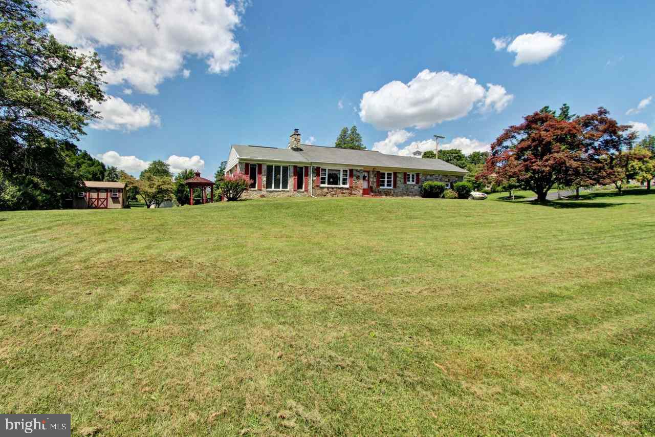 1230 Roth Church Rd Spring Grove Pa Spring Grove, PA 17362 - Photo 23 of 25