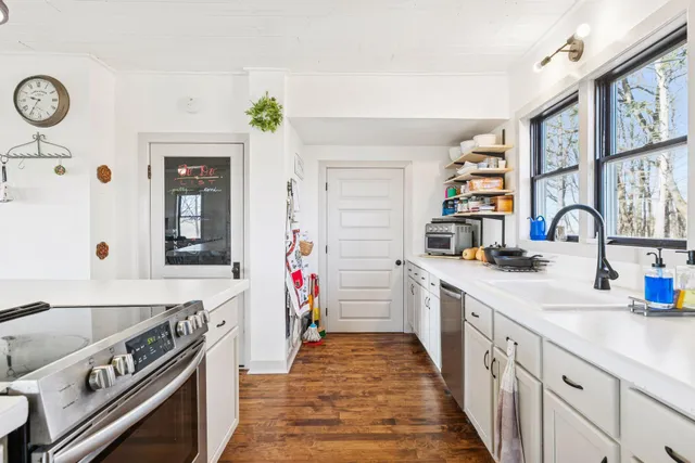 $399,900 | N3365 County Rd K, Hager City, WI 54014