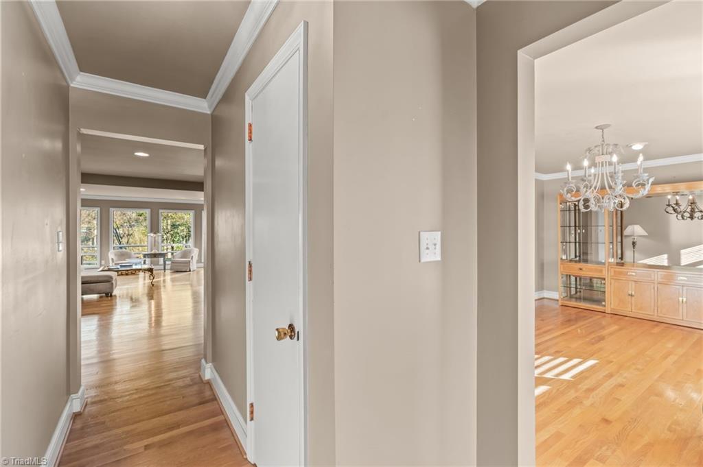 1024 Cantering Road High Point, NC 27262 - Photo 7 of 50 Gallery Image 7
