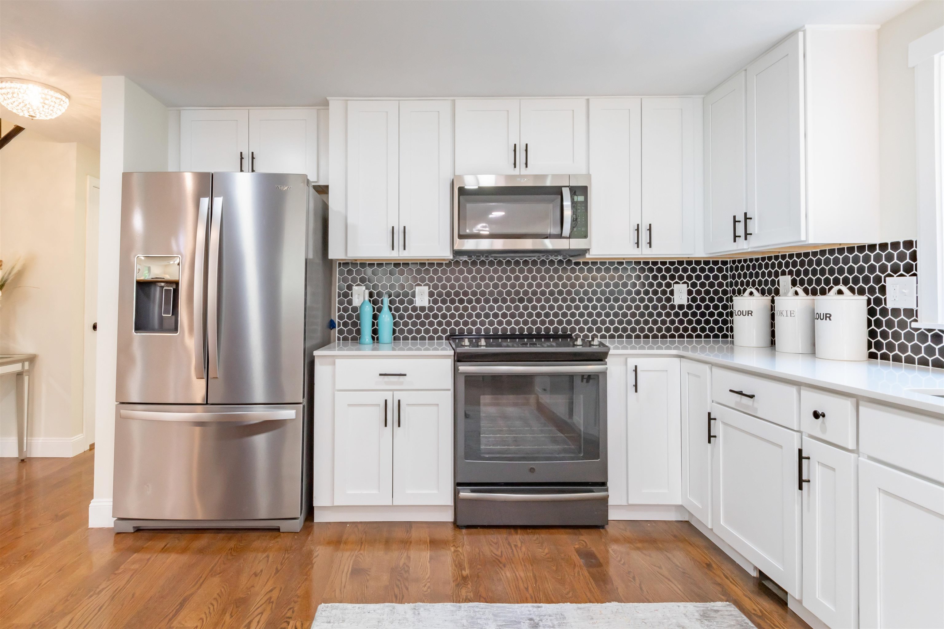 10 Oriole Road Windham, NH 03087 - Photo 4 of 39