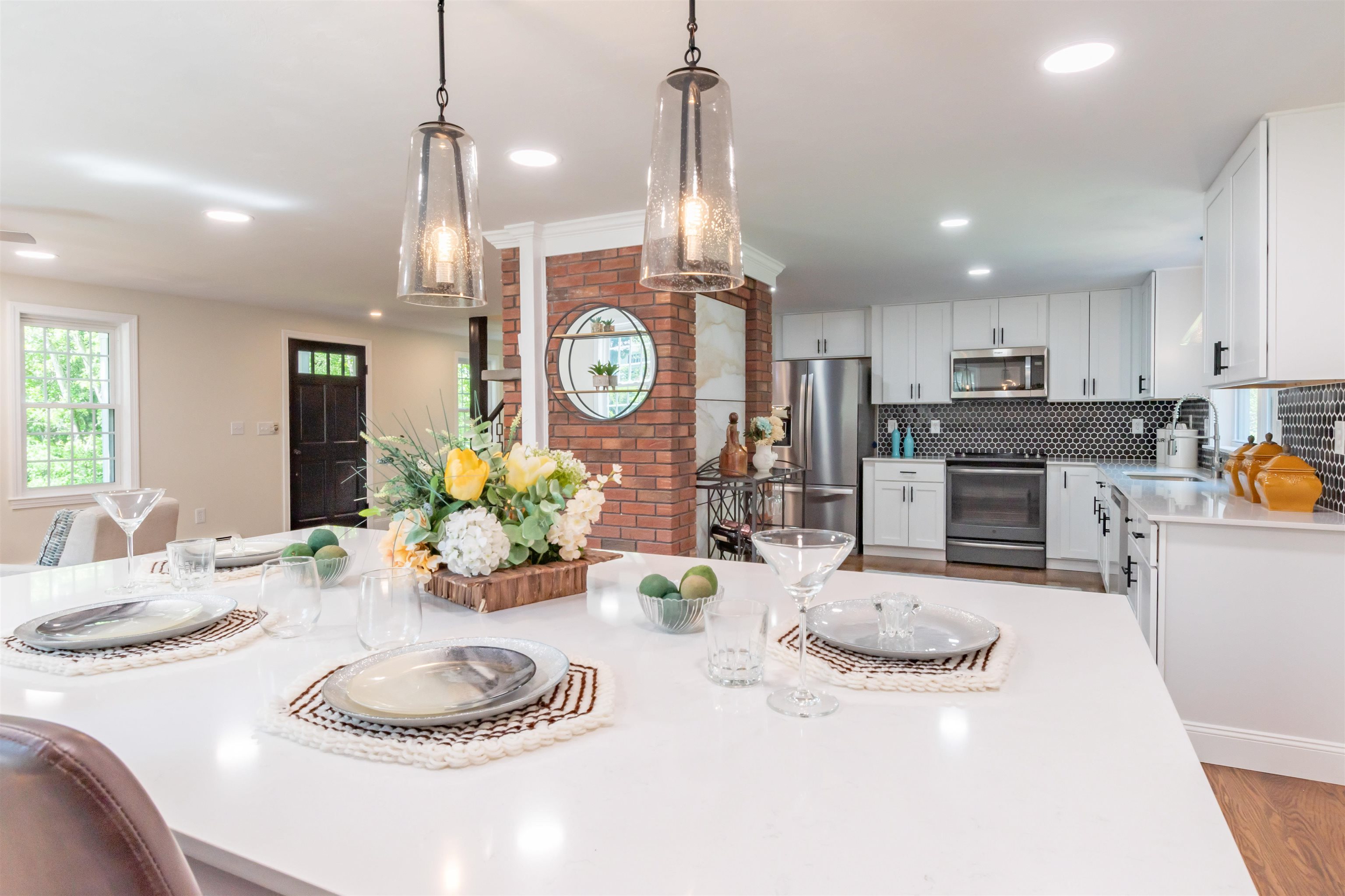 10 Oriole Road Windham, NH 03087 - Photo 6 of 39