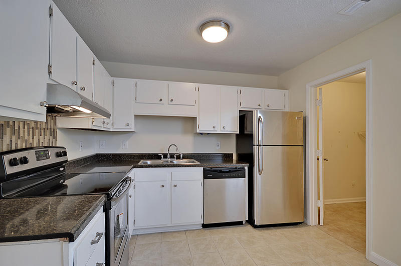 1426 Camp Road, Unit 23 Charleston, SC 29412 - Photo 3 of 15 DSC_0430_DSC_0434-copy
