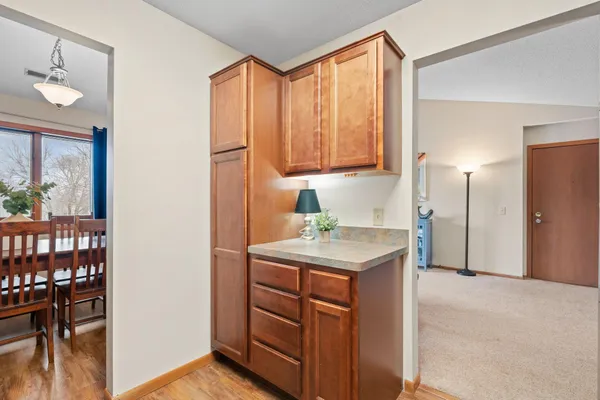 $182,000 | 2644 Lake Ct Drive, Unit 31, Mounds View, MN 55112