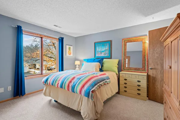 $182,000 | 2644 Lake Ct Drive, Unit 31, Mounds View, MN 55112