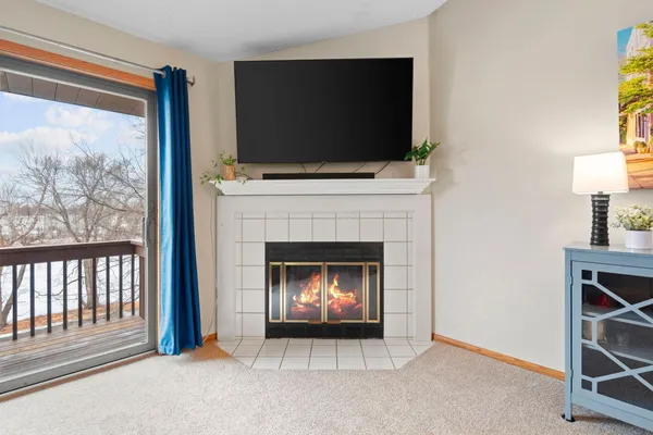 $182,000 | 2644 Lake Ct Drive, Unit 31, Mounds View, MN 55112