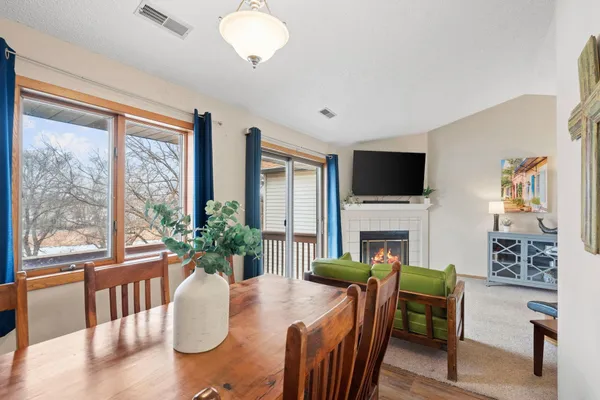 $182,000 | 2644 Lake Ct Drive, Unit 31, Mounds View, MN 55112