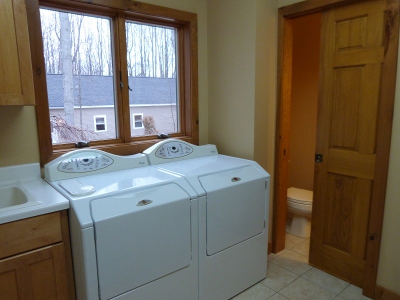 20403 Hunter Ridge Road Lake Ann, MI 49650 - Photo 38 of 50 1796985-37.JPG