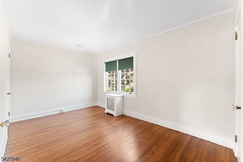 57 Pomander Walk Ridgewood, NJ 07450 - Photo 17 of 31