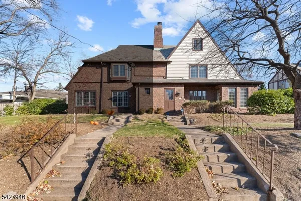 $6,000 | 57 Pomander Walk, Ridgewood, NJ 07450