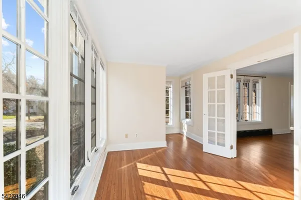 $6,000 | 57 Pomander Walk, Ridgewood, NJ 07450