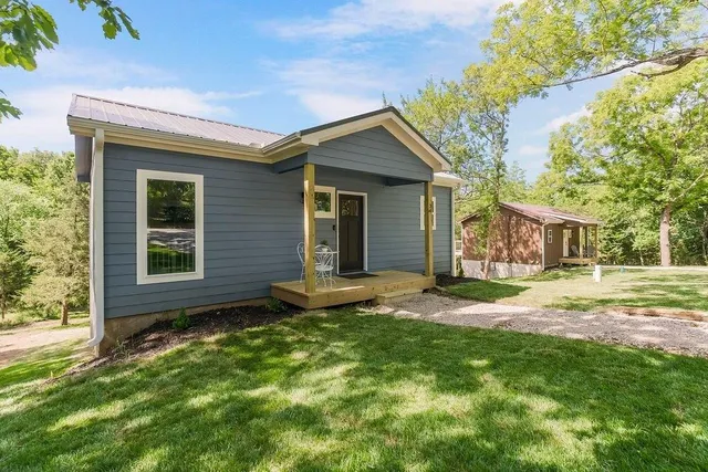 $254,900 | 34 South Lakeside Circle, Linn Valley, KS 66040