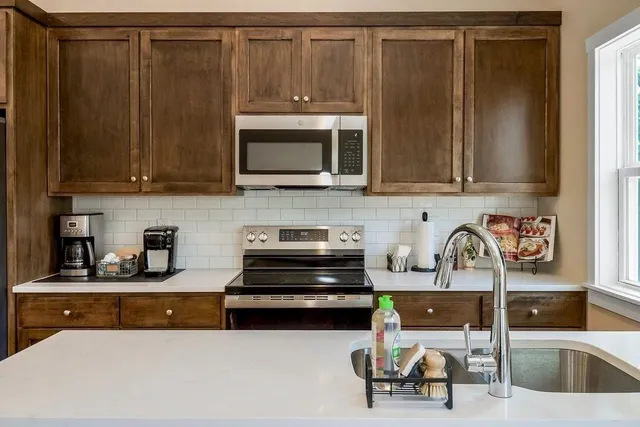 $254,900 | 34 South Lakeside Circle, Linn Valley, KS 66040