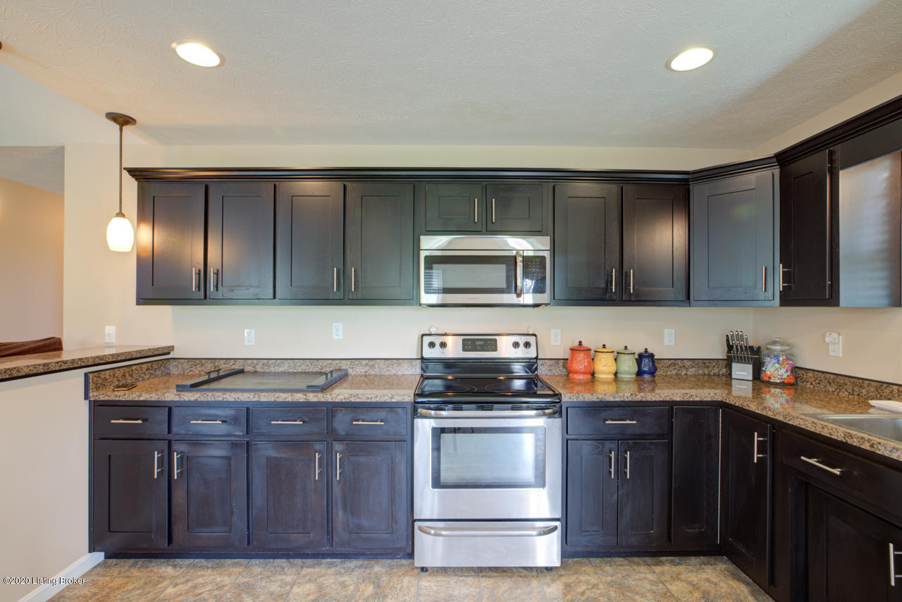 726 Cameron Ridge Road Shepherdsville, KY 40165 - Photo 11 of 35 726_Cameron_Ridge_Rd-11