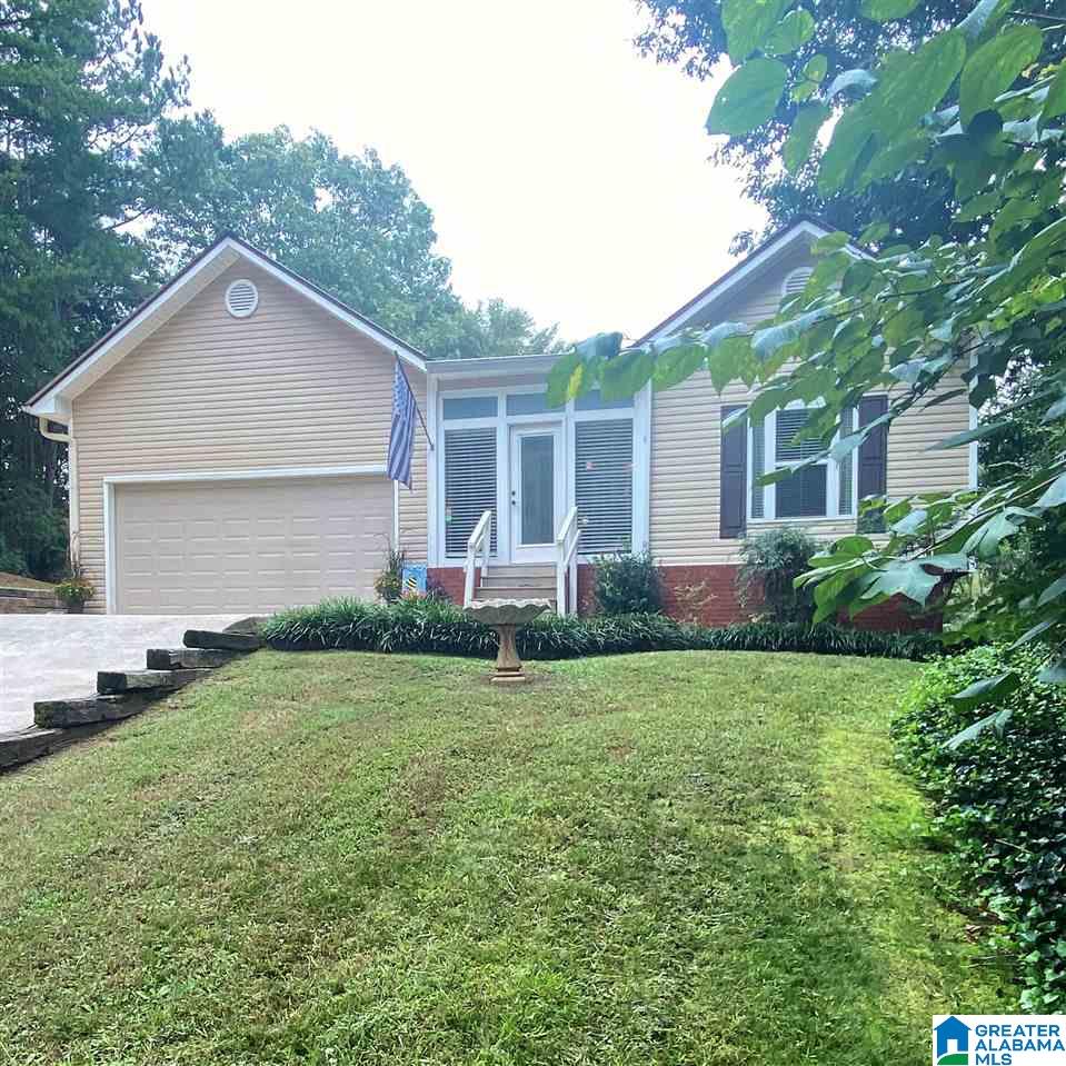 1424 Mountain Lake Road Warrior, AL 35180 - Photo 3 of 36