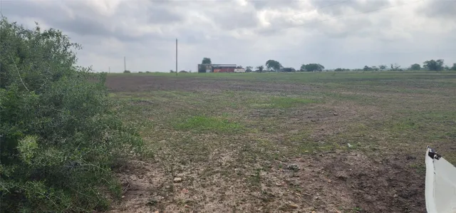 $599,000 | 9338 San Marcos Highway, Lockhart, TX 78644