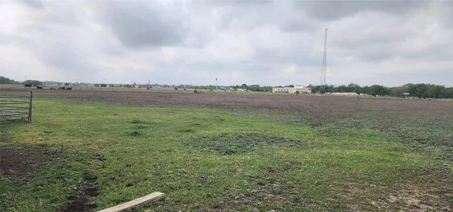 $599,000 | 9338 San Marcos Highway, Lockhart, TX 78644