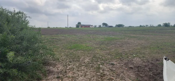 $598,000 | 9338 San Marcos Highway, Lockhart, TX 78644