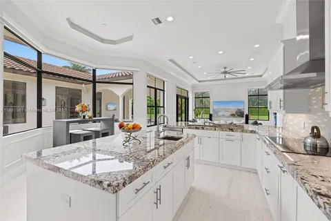 $2,735,000 | 10501 North Camelot Circle, Davie, FL 33328