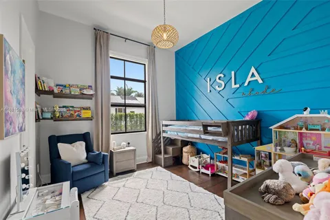 $2,735,000 | 10501 North Camelot Circle, Davie, FL 33328