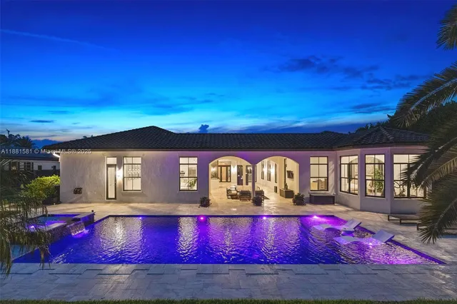 $2,625,000 | 10501 North Camelot Circle, Davie, FL 33328