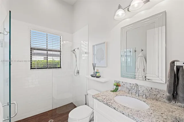 $2,625,000 | 10501 North Camelot Circle, Davie, FL 33328