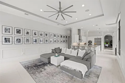 $2,735,000 | 10501 North Camelot Circle, Davie, FL 33328