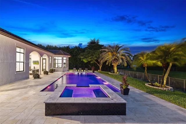 $2,625,000 | 10501 North Camelot Circle, Davie, FL 33328
