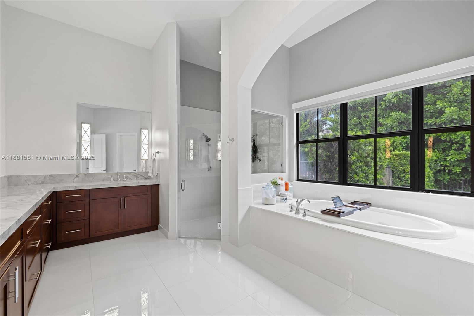 10501 North Camelot Circle Davie, FL 33328 - Photo 45 of 74