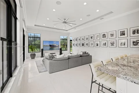 $2,735,000 | 10501 North Camelot Circle, Davie, FL 33328