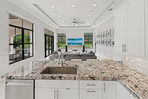 $2,735,000 | 10501 North Camelot Circle, Davie, FL 33328