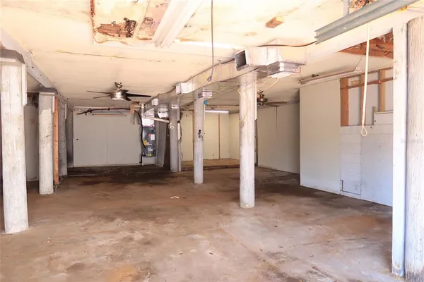 $695,800 | 303 Lagoon Drive, Palm Harbor, FL 34683