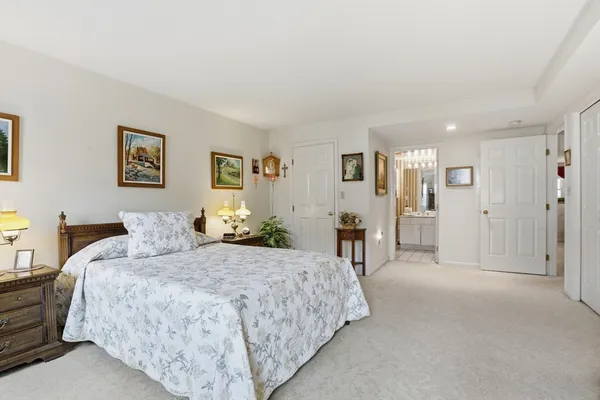 $475,000 | 11 Weatherly Drive, Unit 11, Salem, MA 01970