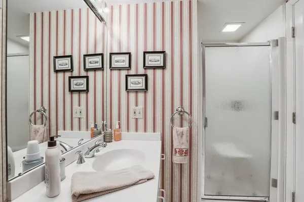 $475,000 | 11 Weatherly Drive, Unit 11, Salem, MA 01970