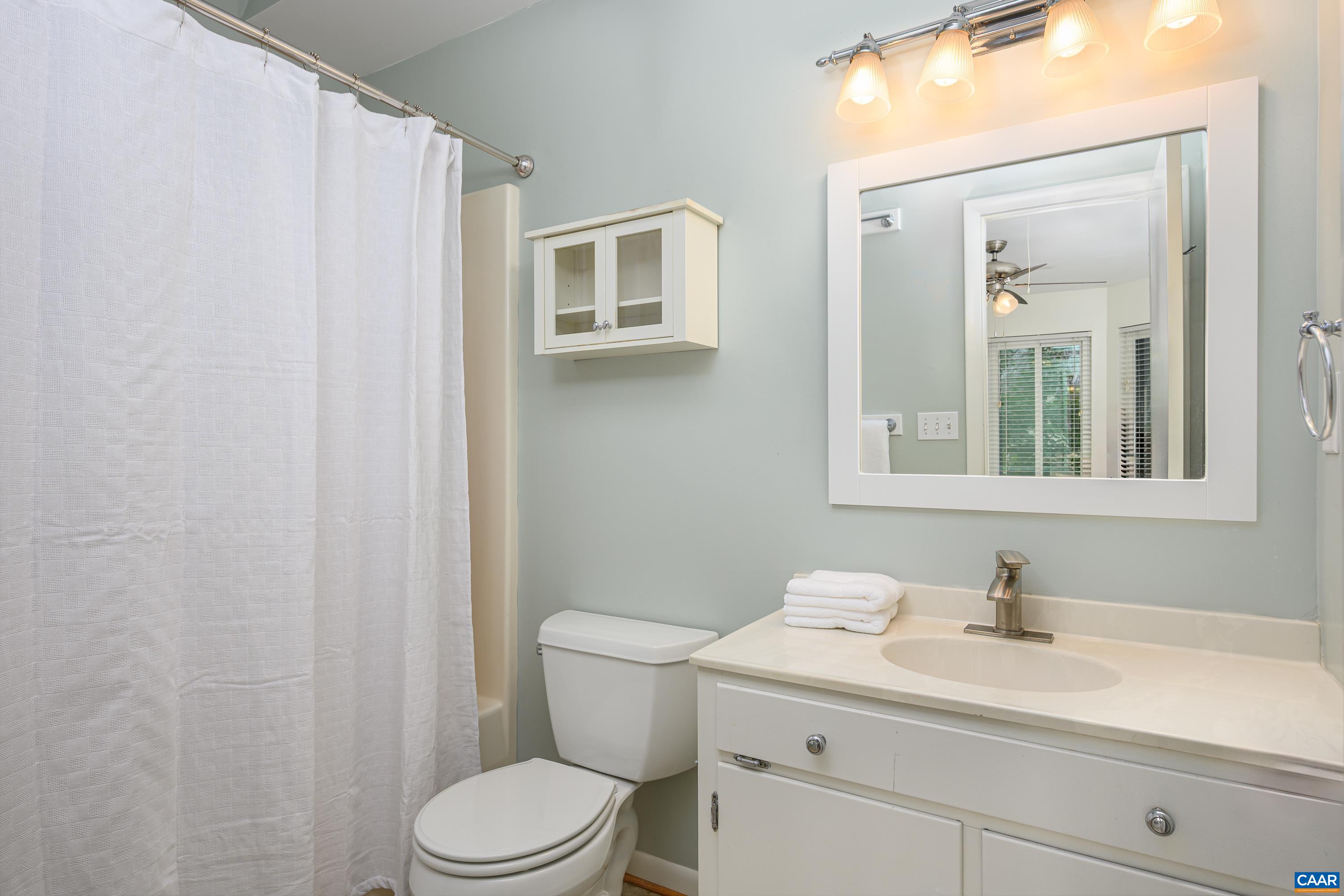 1207 Chatham Ridge Charlottesville, VA 22901 - Photo 13 of 24 Gallery Image 13
