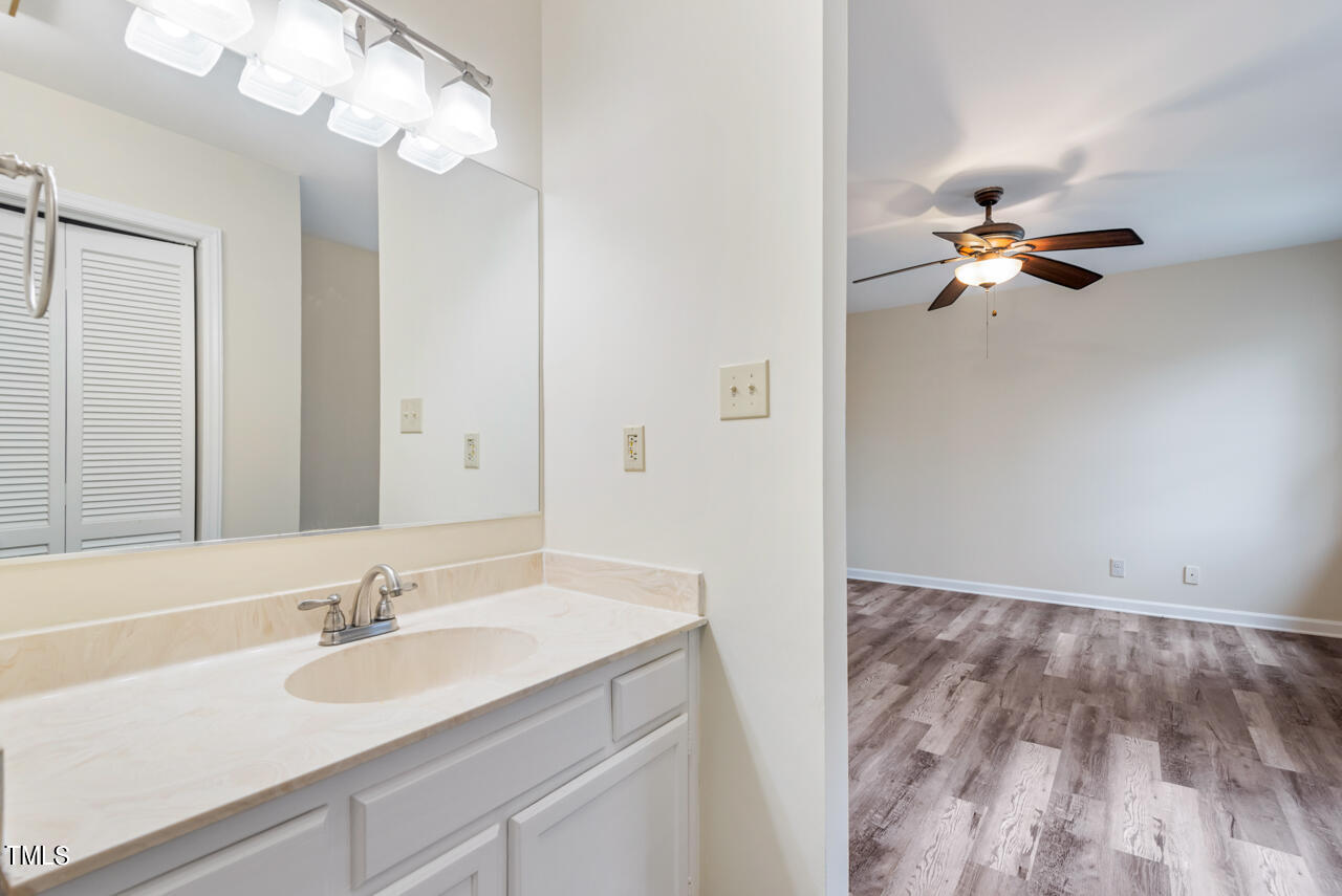 1501 Clermont Road, Unit T4 Durham, NC 27713 - Photo 24 of 29 32
