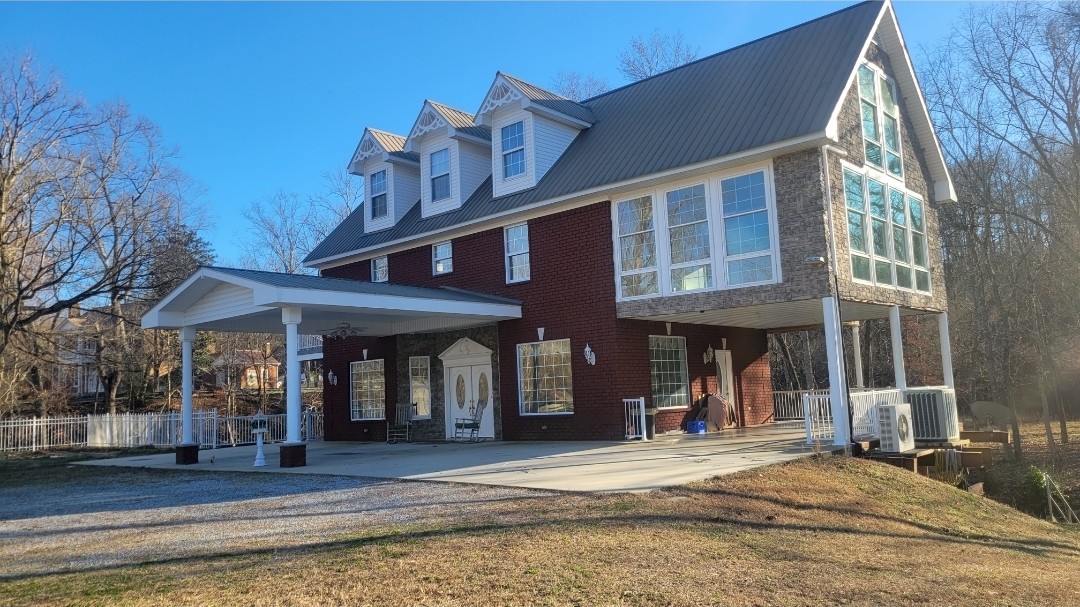 397 Bluff Springs Road McMinnville, TN 37110 - Photo 2 of 31